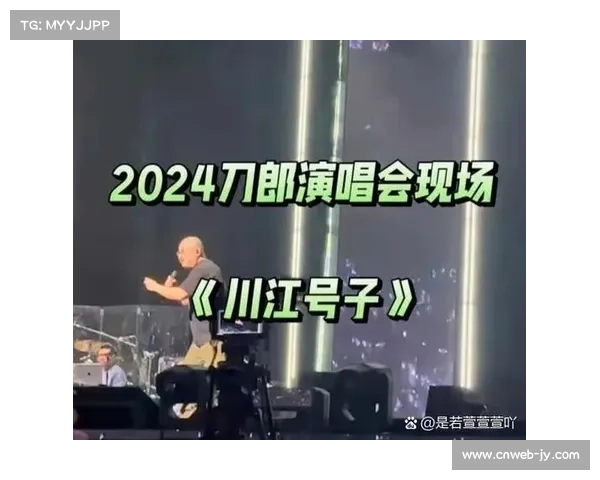 现场灯光与池水交映，首日决赛座无虚席氛围热烈