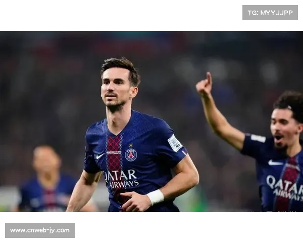 点球大战萨福诺夫四连扑救主，巴黎3-2弗拉门戈加冕六冠王